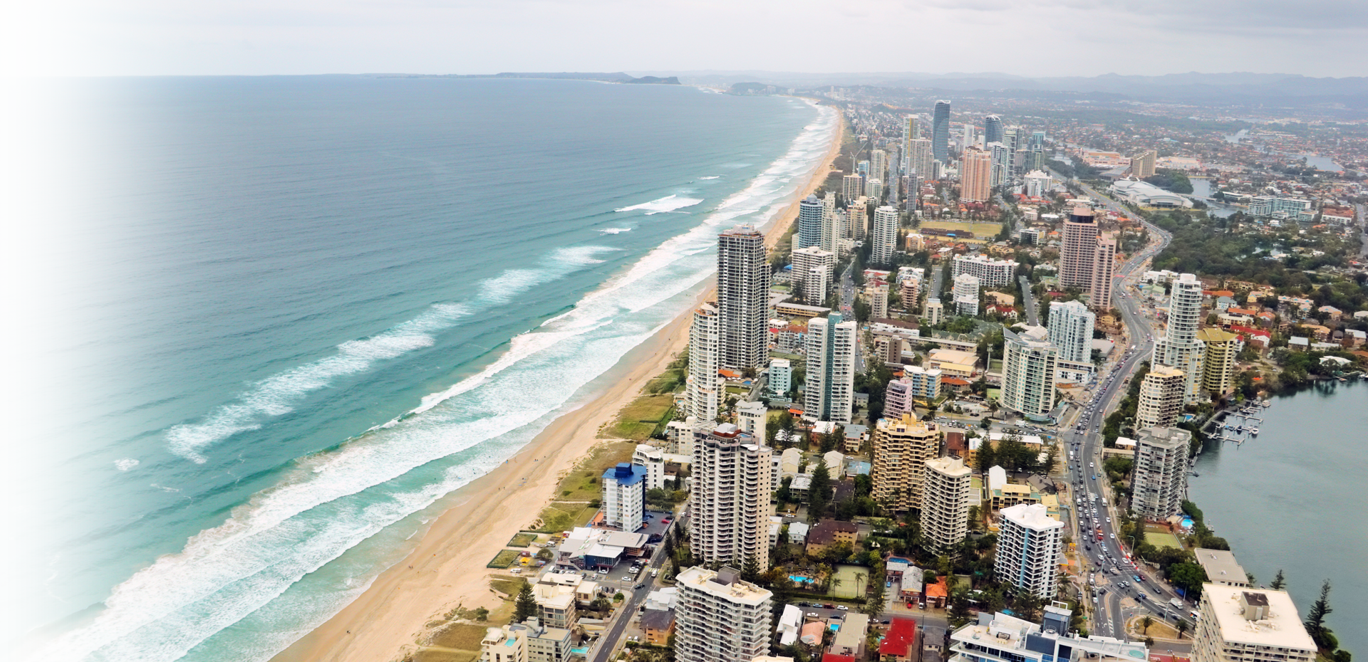 Fully qualified licensed Electrician providing full electrical service for your domestic and commercial electrical needs. We provide an electrical service from Gold Coast to Byron Bay. Over 25 years electrical experience.